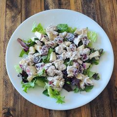 A picture of Chicken Waldorf Salad.