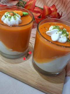 عکسی از دستور فرنی و آب هویج بستنی 😋