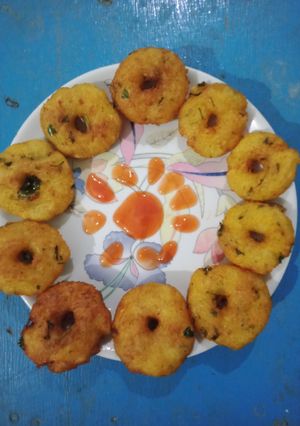 આલુ સુજી રીંગ રેસીપી મુખ્ય ફોટો