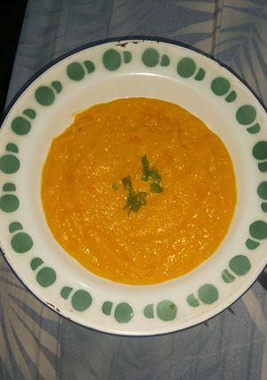 Una foto de Sopa de calabaza y zanahoria (sin minipimer)