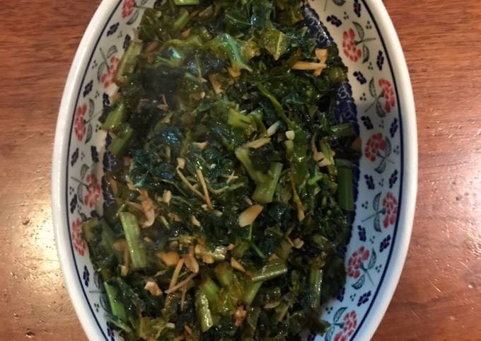 Old Kale with Ginger and Garlic