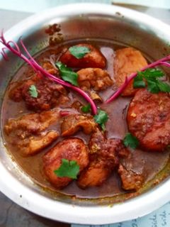 লাল শাক চিকেন (Laal shak chicken, lalchi recipe in Bengali) রেসিপির প্রধান ছবি