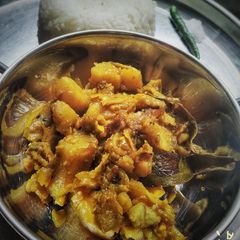 A picture of Papad ki sabji.