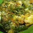 Telur dan Ayam Kaldu Cabe Hijau Pedas