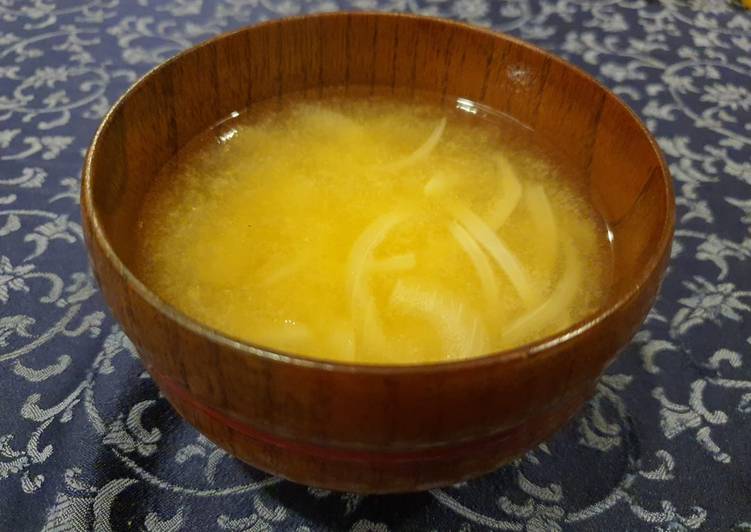 Simple Way to Prepare Ultimate Miso Soup