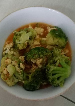 Foto resep Brokoli telur pedas