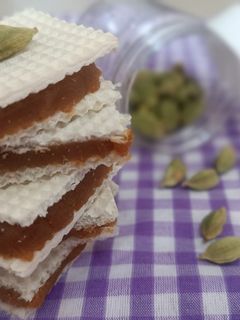 عکسی از دستور حلوای سه آرد با نون بستنی🍦