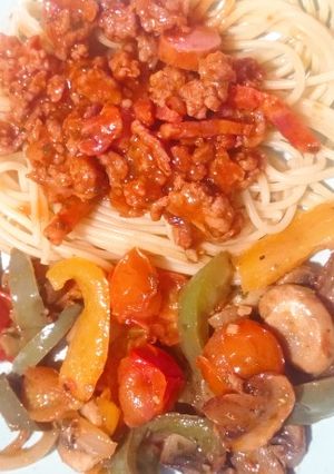 Foto de Massa a Bolonhesa com bacon e salsicha