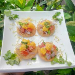 A picture of Mango Papri Chaat.