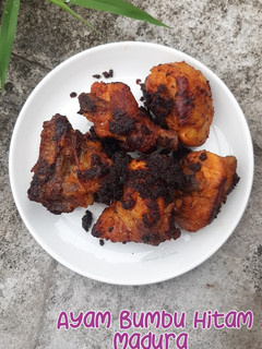 Foto resep Ayam Bumbu Hitam Madura
