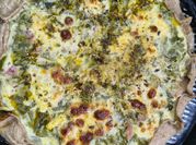 Una foto de muzzarella queso rallado
