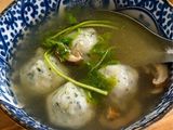 簡易料理｜個人版香菇貢丸湯