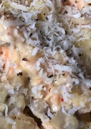 Foto resep Salmon Alfredo, Creamy dan Mudah