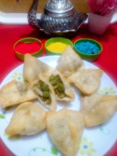 A picture of Pea Samosas.