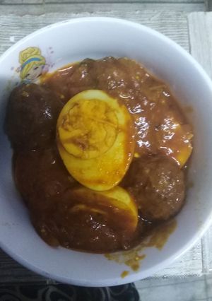 صورة لوصفة مسالا البيض بكرات اللحم 😋😋