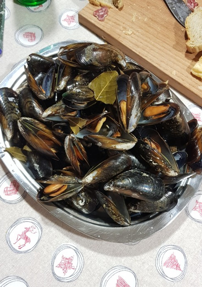 Una foto de Mejillones al vapor