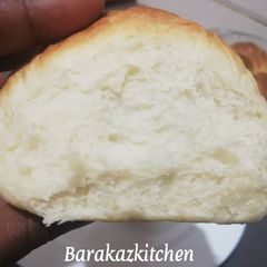 A picture of Eggless bread rolls.