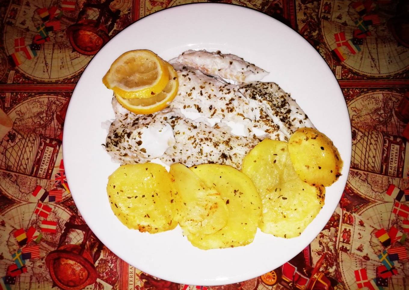 Pescadilla en thermomix con patatas en microondas