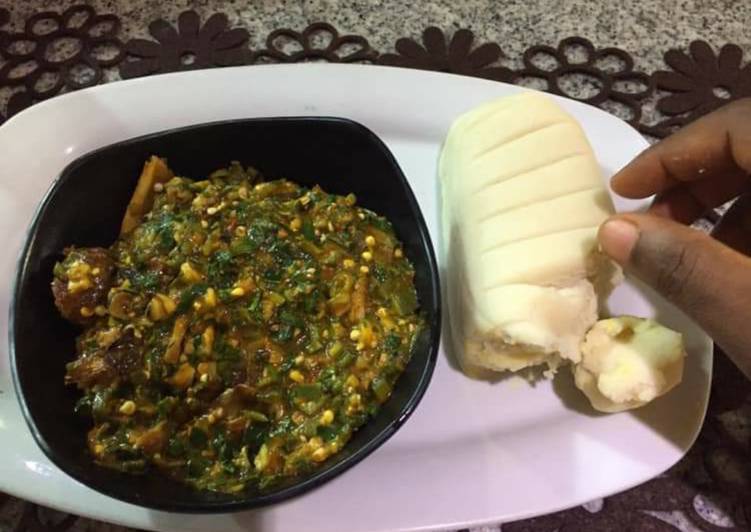 Okro soup with pounded yam