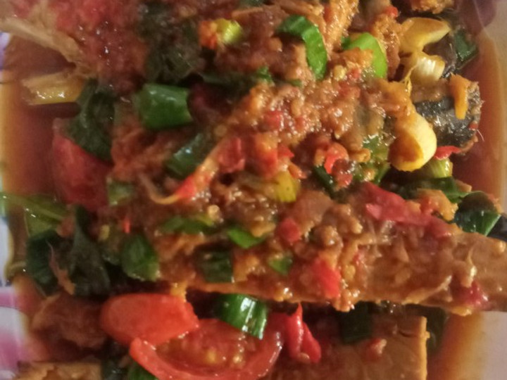 Bagaimana Menyiapkan Pindang tongkol pedas asam Anti Gagal