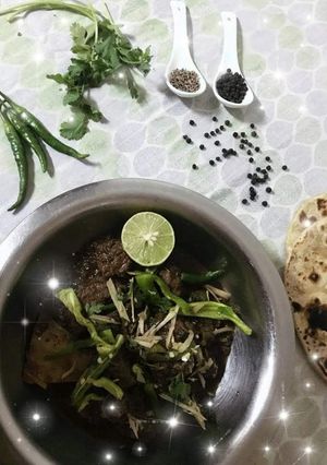 A picture of Kali mirch karahi.