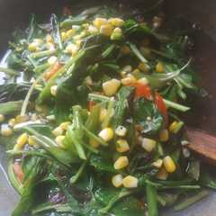 รูปของ Sayur Kuah Bening (Bayam Merah + Jagung Manis)
