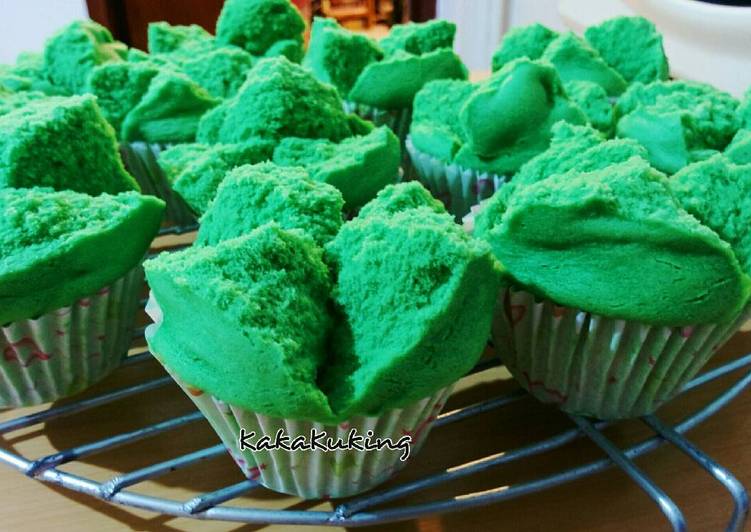 Cara Gampang mengolah Bolu Kukus Greentea Anti Gagal