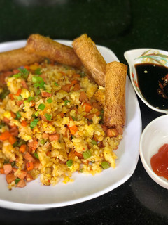 Hình của món Cơm chiên dương châu.