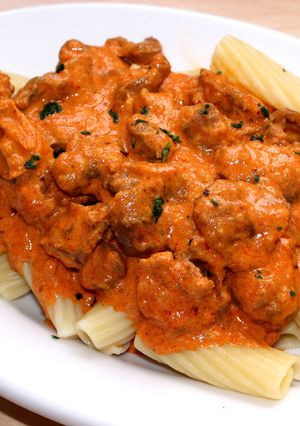 Tejfölös zúzapörkölt recept fotója