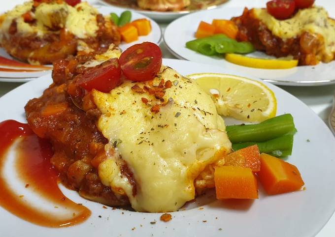 Bagaimana Menyiapkan Potato Lasagna Quickmelt with Bolognese Sauce Anti Gagal
