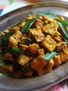 தலைப்பு : பலாக்காய் வறுவல்(village style palakkai varuval recipe in tamil) செய்முறை முக்கிய புகைப்படம்