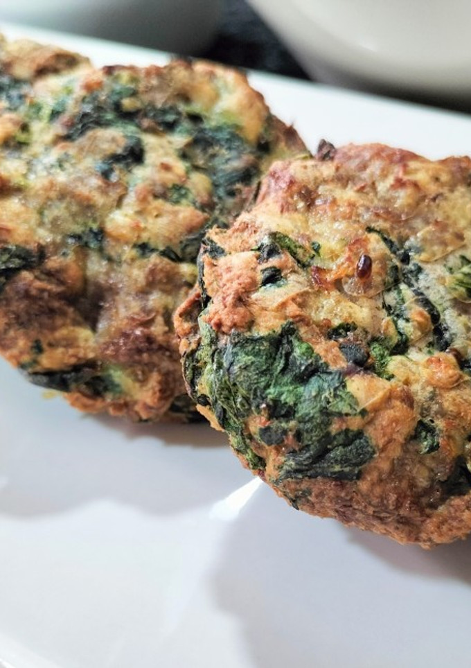Una foto de Filete ruso con espinacas en airfryer