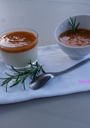 Une photo de Panna Cotta & compote d'abricots au romarin