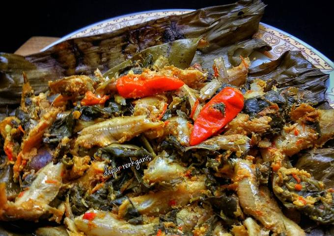 Resep Pepes ikan teri basah oleh Dapur Renkganis - Cookpad