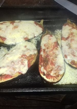 Una foto de Berenjenas a la pizza