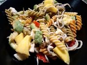Una foto de pasta con gulas