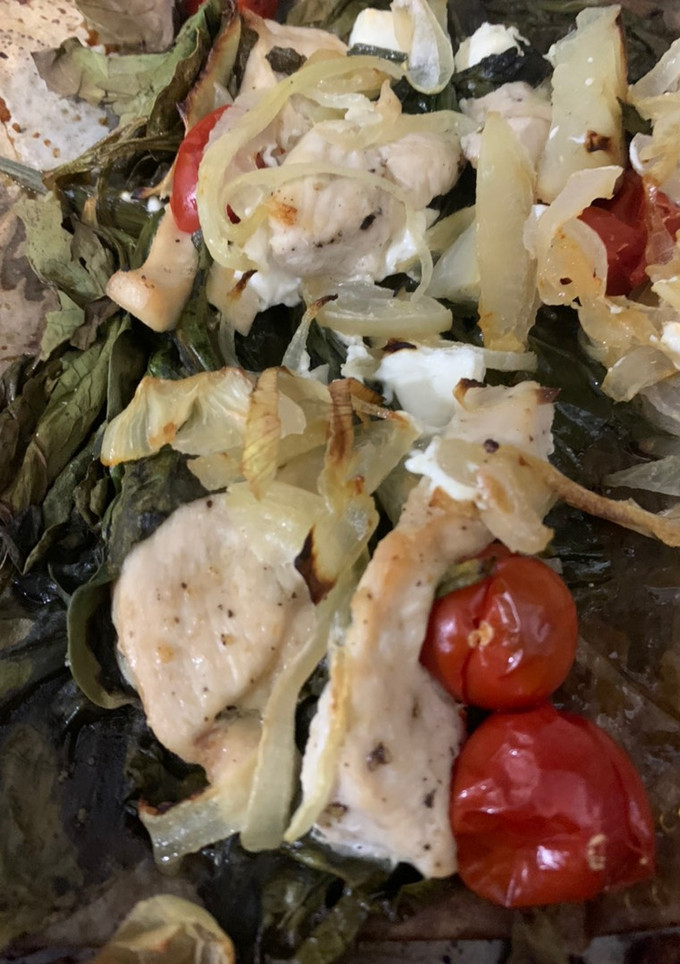 Una foto de Pollo con espinacas. Cena fácil