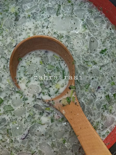 عکسی از دستور آبدوغ خیار با سبزی تازه تابستانی