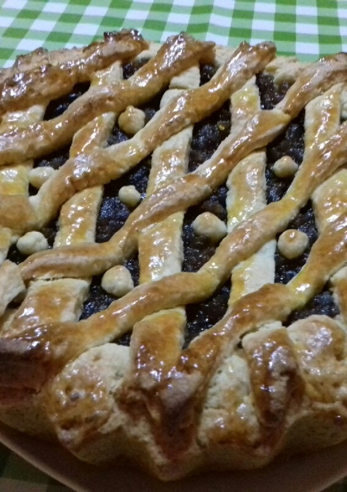 Una foto de Pasta frola de dulce de batata con chocolate 😍