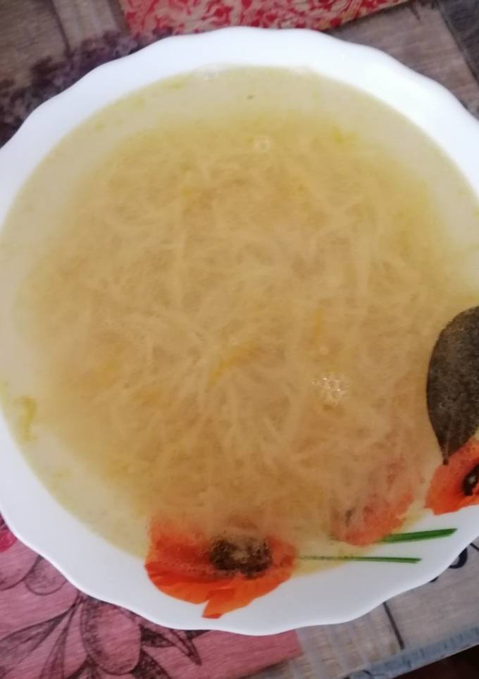 Курячий бульйон