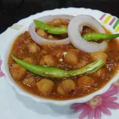 A picture of Amritsari chhole.