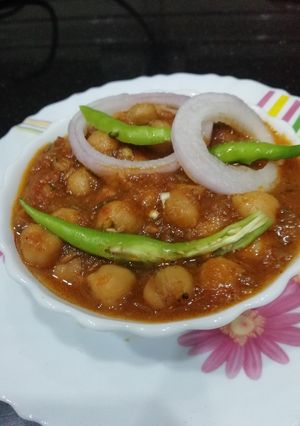 A picture of Amritsari chhole.