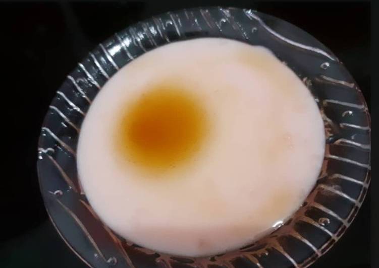 Puding susu stroberry si manis madu