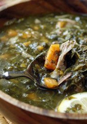 صورة لوصفة طريقة عمل شوربة اوراق اللفت بلحم الموزات