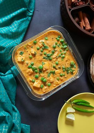 A picture of LowCal Matar Paneer /Green Peas and Cottage Cheese Curry.