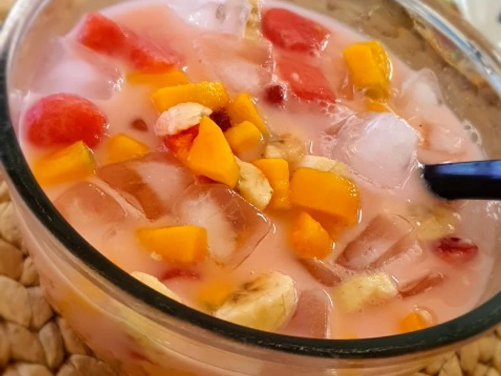 Cara Mudah Menyiapkan Resep 77. Es Sop Buah Sehat Homemade yang Lezat Anti Ribet, Mantap Sekali