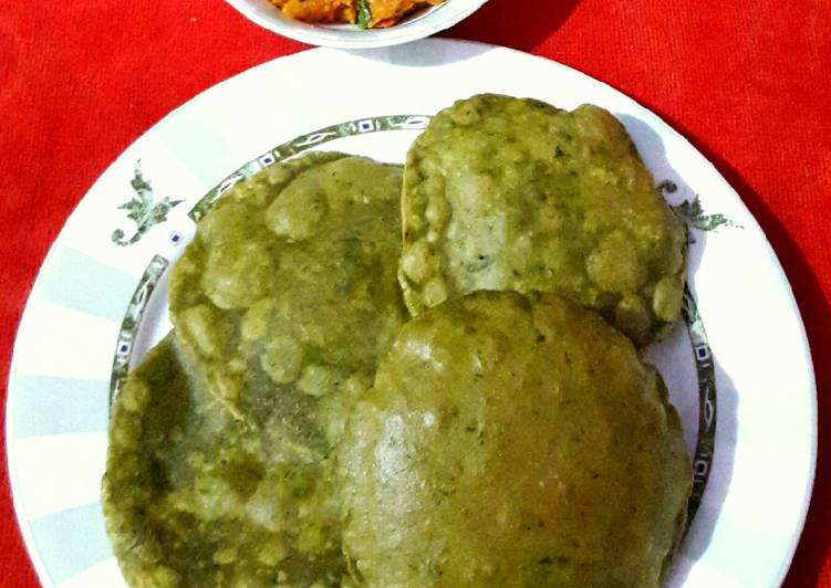 Palak Poori