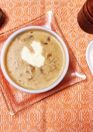A picture of 15 Minute Cream of Mushroom Soup.
