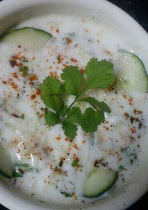 A picture of Cucumber Raita.