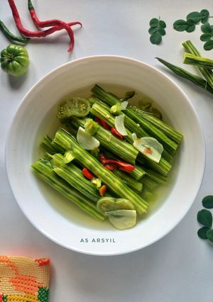 Foto resep Sayur bening buah kelor